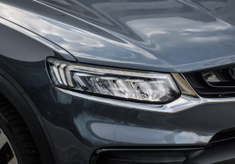 Подержанный автомобиль Geely Tugella 2021 года (11 фото)