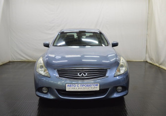 Подержанный автомобиль Infiniti G Sedan 2010 года (2 фото)