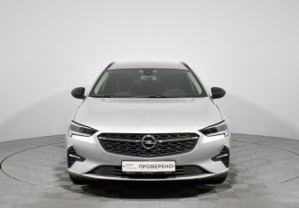 Подержанный автомобиль Opel Insignia Wagon 2020 года (2 фото)