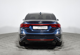 Подержанный автомобиль Kia Cerato Sedan 2021 года (6 фото)