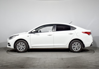 Подержанный автомобиль Hyundai Solaris Sedan 2018 года (8 фото)