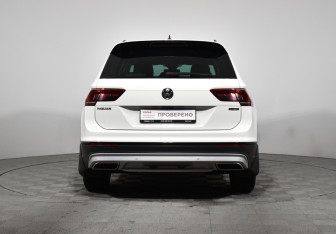 Подержанный автомобиль Volkswagen Tiguan 2020 года (6 фото)