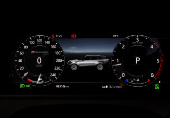 Подержанный автомобиль Land Rover Range Rover Velar 2018 года (24 фото)