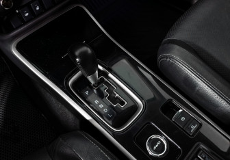 Подержанный автомобиль Mitsubishi Outlander 2017 года (11 фото)