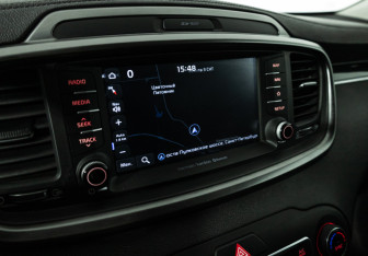 Подержанный автомобиль Kia Sorento 2018 года (16 фото)