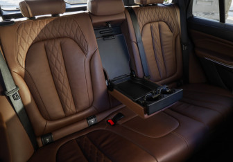 Подержанный автомобиль BMW X5 2020 года (34 фото)