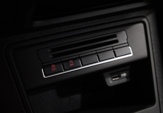 Подержанный автомобиль Volkswagen Tiguan 2016 года (16 фото)