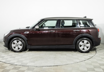 Подержанный автомобиль MINI Clubman Wagon 2016 года (8 фото)