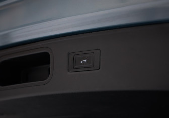 Подержанный автомобиль Voyah Free 2022 года (37 фото)