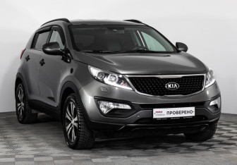 Подержанный автомобиль Kia Sportage 2012 года (3 фото)