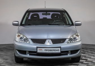 Подержанный автомобиль Mitsubishi Lancer Sedan 2006 года (2 фото)