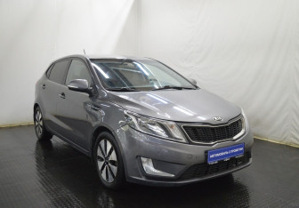 Подержанный автомобиль Kia Rio Hatchback 2014 года (3 фото)