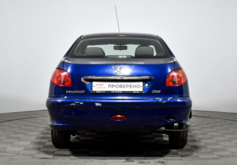 Подержанный автомобиль Peugeot 206 Sedan 2009 года (6 фото)
