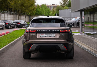Подержанный автомобиль Land Rover Range Rover Velar 2018 года (7 фото)
