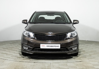 Подержанный автомобиль Kia Rio Hatchback 2017 года (2 фото)
