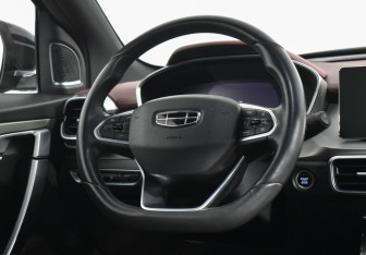 Подержанный автомобиль Geely Coolray 2021 года (20 фото)