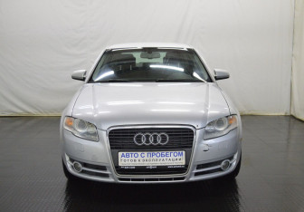 Подержанный автомобиль Audi A4 Sedan 2007 года (2 фото)
