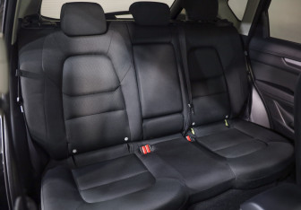 Подержанный автомобиль Mazda CX-5 2021 года (24 фото)