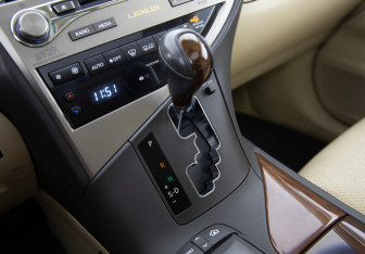 Подержанный автомобиль Lexus RX 2014 года (15 фото)