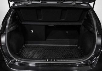 Подержанный автомобиль Kia Ceed Hatchback 2019 года (27 фото)