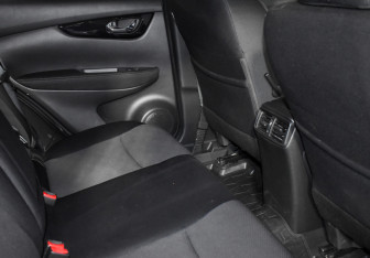 Подержанный автомобиль Nissan Qashqai 2018 года (12 фото)