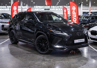 Подержанный автомобиль Lexus RX 2020 года (5 фото)