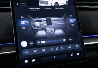 Подержанный автомобиль Jaecoo J7 2024 года (18 фото)