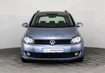 Подержанный автомобиль Volkswagen Golf Plus 2011 года (2 фото)