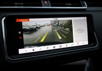 Подержанный автомобиль Land Rover Range Rover Velar 2018 года (20 фото)