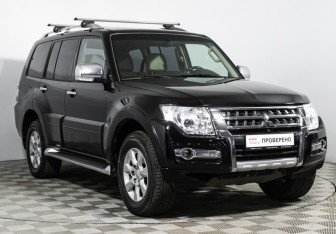 Подержанный автомобиль Mitsubishi Pajero 2017 года (3 фото)