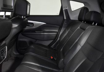 Подержанный автомобиль Nissan Murano Suv 2016 года (12 фото)