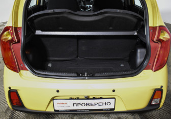 Подержанный автомобиль Kia Picanto 2015 года (18 фото)