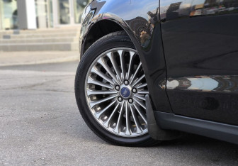 Подержанный автомобиль Ford Mondeo Sedan 2019 года (8 фото)