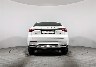 Подержанный автомобиль Haval F7x 2020 года (6 фото)