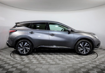 Подержанный автомобиль Nissan Murano Suv 2019 года (4 фото)
