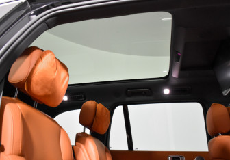 Подержанный автомобиль LiXiang L9 2023 года (18 фото)