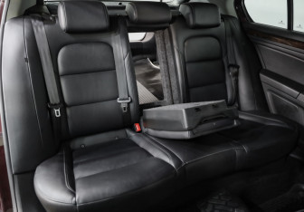 Подержанный автомобиль Skoda Superb Liftback 2014 года (24 фото)