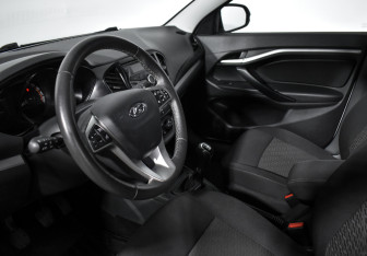 Подержанный автомобиль LADA (ВАЗ) Vesta Wagon 2020 года (9 фото)