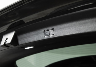 Подержанный автомобиль LiXiang L9 2024 года (23 фото)