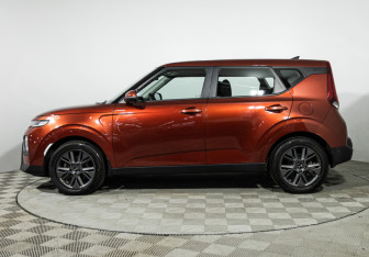 Подержанный автомобиль Kia Soul 2019 года (8 фото)