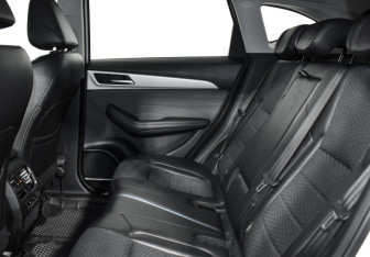 Подержанный автомобиль Haval F7 2024 года (12 фото)