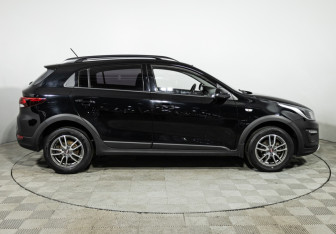 Подержанный автомобиль Kia Rio Hatchback 2020 года (4 фото)