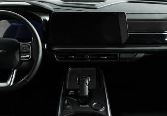 Подержанный автомобиль Haval H3 2024 года (14 фото)