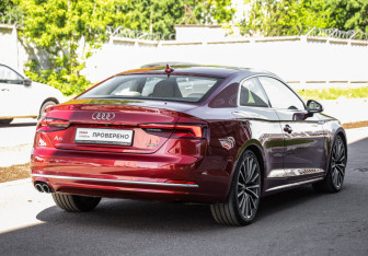 Подержанный автомобиль Audi A5 Coupe 2018 года (6 фото)