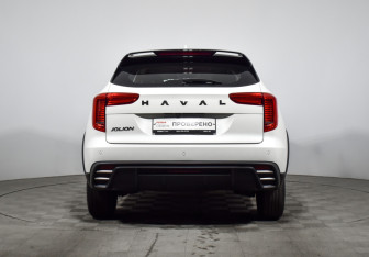 Подержанный автомобиль Haval Jolion 2023 года (6 фото)