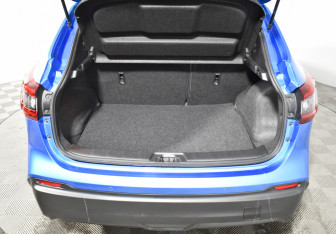 Подержанный автомобиль Nissan Qashqai 2020 года (20 фото)