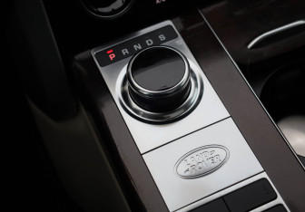 Подержанный автомобиль Land Rover Range Rover 2019 года (20 фото)