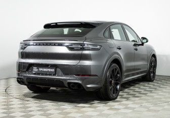 Подержанный автомобиль Porsche Cayenne 2021 года (5 фото)