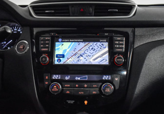 Подержанный автомобиль Nissan X-Trail 2016 года (16 фото)