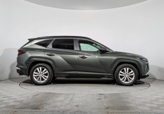 Подержанный автомобиль Hyundai Tucson 2021 года (4 фото)